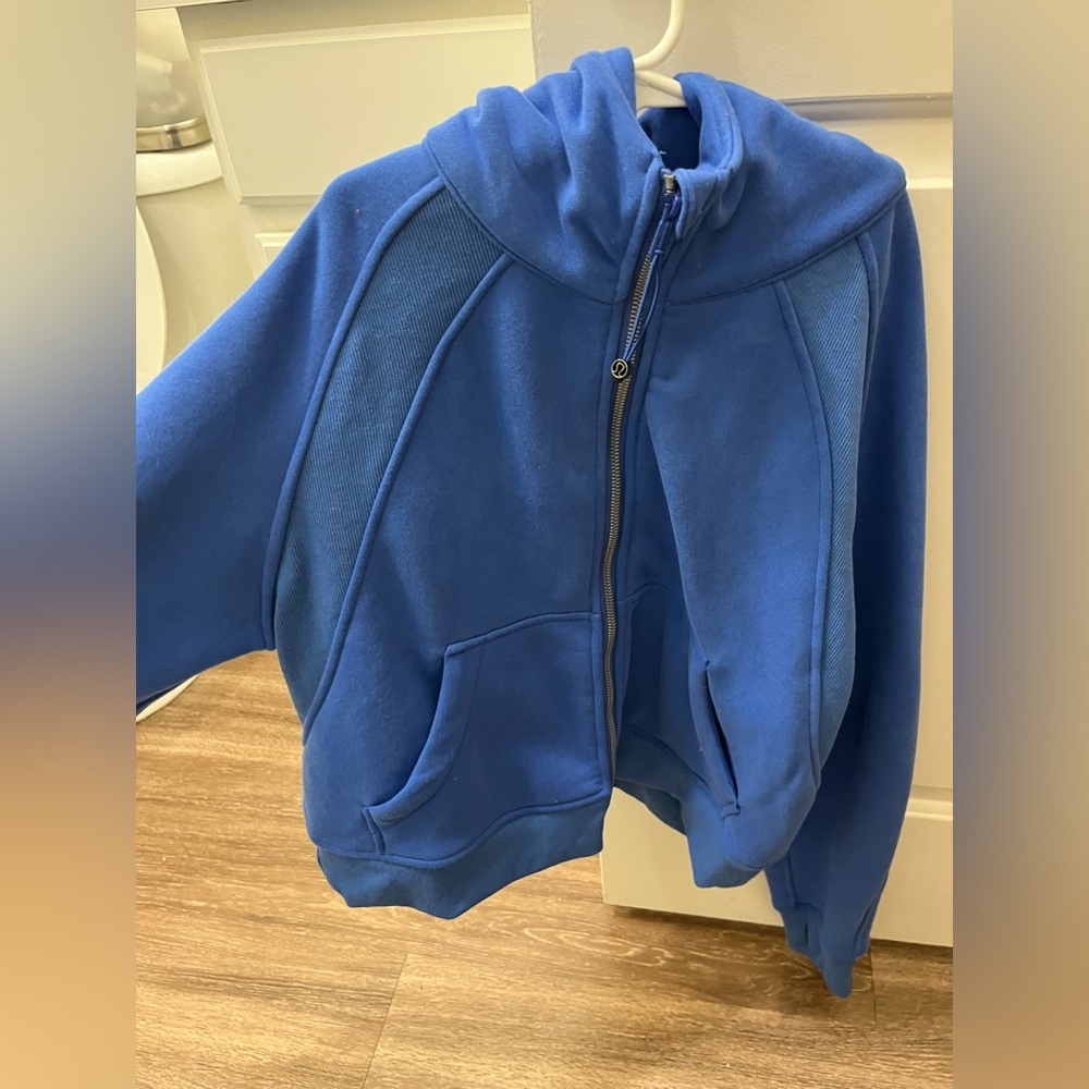 Lululemon full zip scuba